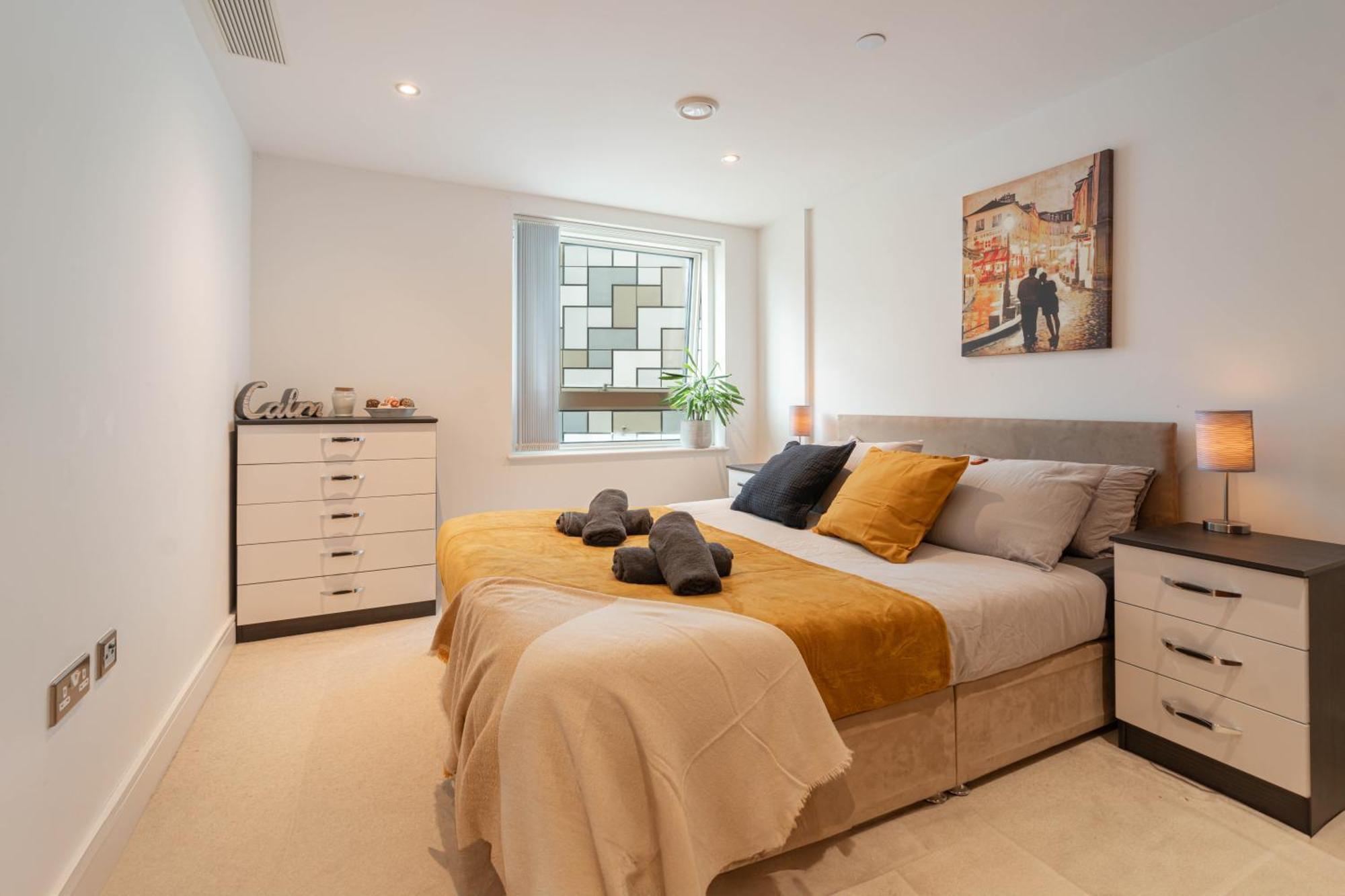 Stylish And Comfortable Canary Wharf Perfect For Long Appartement Londen