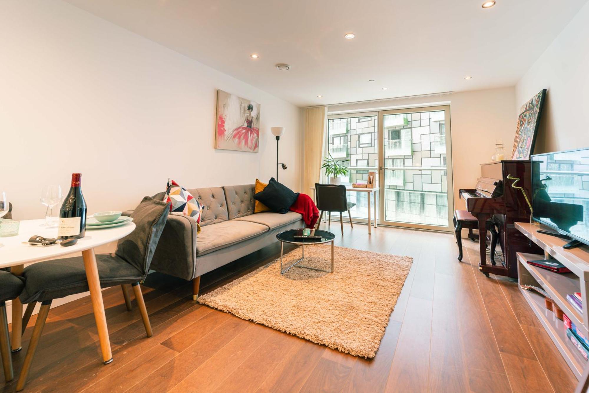 Stylish And Comfortable Canary Wharf Perfect For Long Appartement